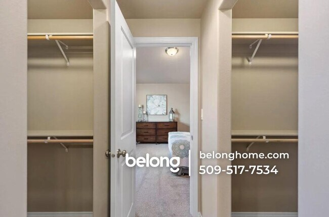 Building Photo - 8911 N Hazelnut St