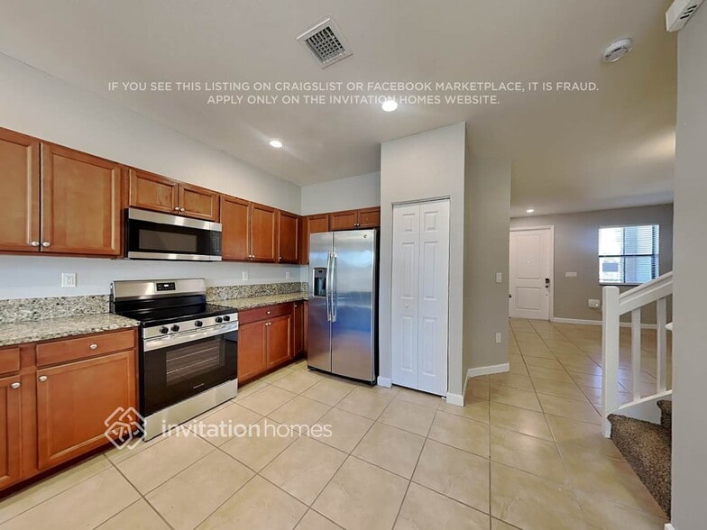 Building Photo - 25316 SW 116th Ave