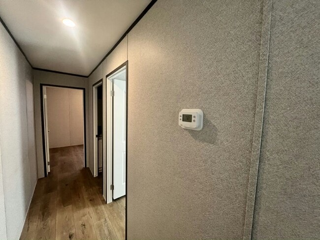 Building Photo - 35 Park Pl