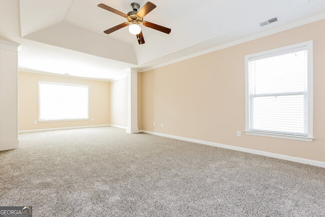 Building Photo - 151 Oak Haven Dr
