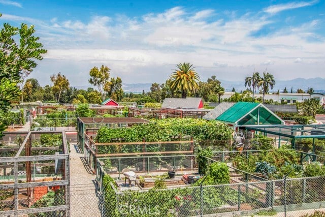 Building Photo - 5373 Avenida Sosiega