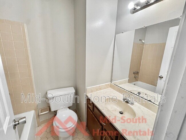 Building Photo - 7312 Country Side Rd