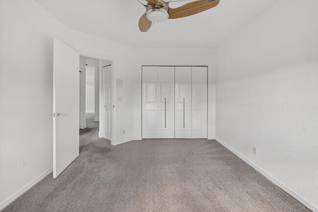 Building Photo - 11119 Blue Coral Dr