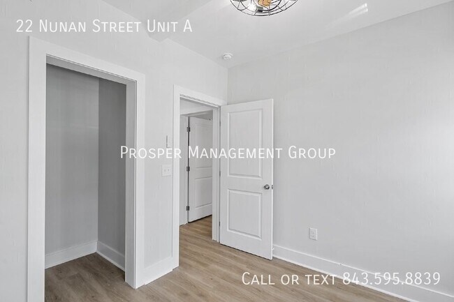 Building Photo - 22 Nunan St