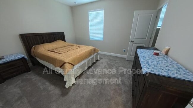 Building Photo - 2268 Spring Lake Ct