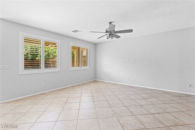 Building Photo - 10073 White Mulberry Dr