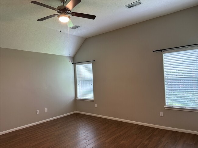 Building Photo - 18818 Harbor Key Cir