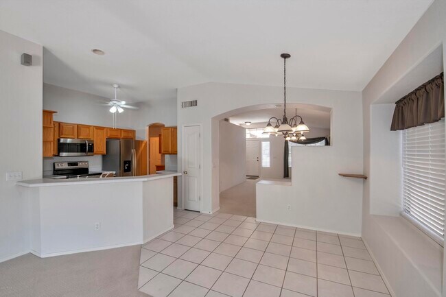 Building Photo - 8951 E Red Mountain Ln