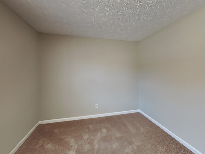 Building Photo - 624 Pennybrook Ln