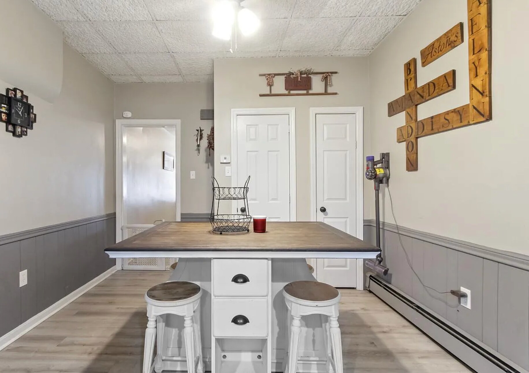 Kitchen - 125 N 4th St