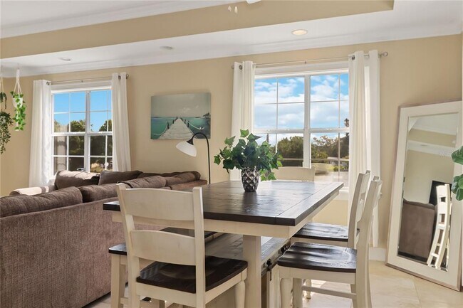 Building Photo - 1030 Villagio Cir