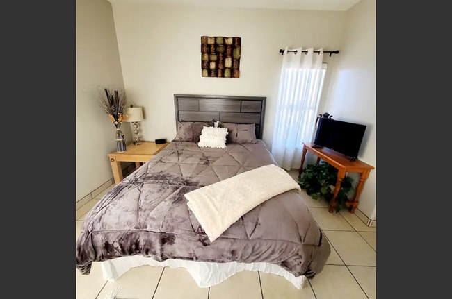 Building Photo - 11260 N 92nd St