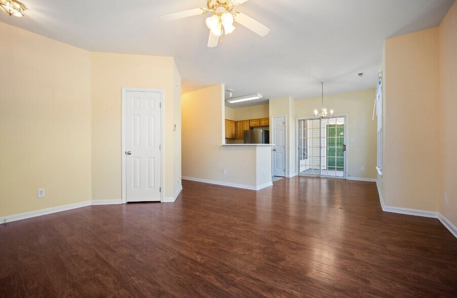 Building Photo - 1511 Kudrow Ln