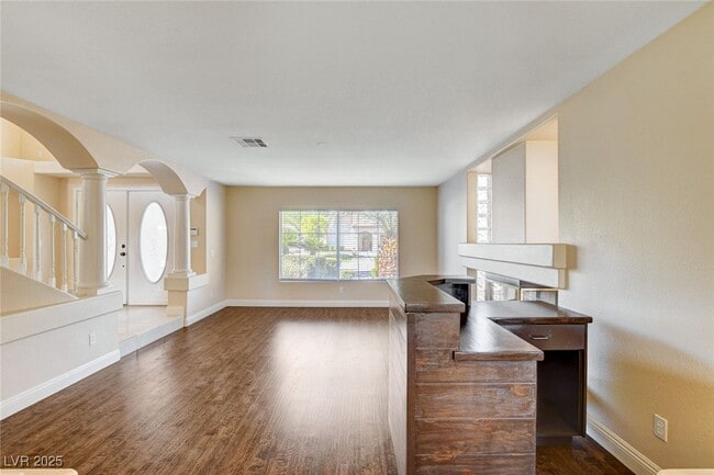 Building Photo - 2707 Mallard Landing Ave