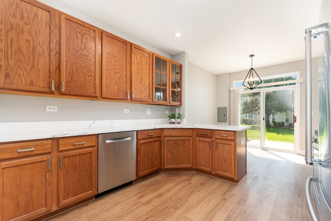Building Photo - 206 Barrett Dr