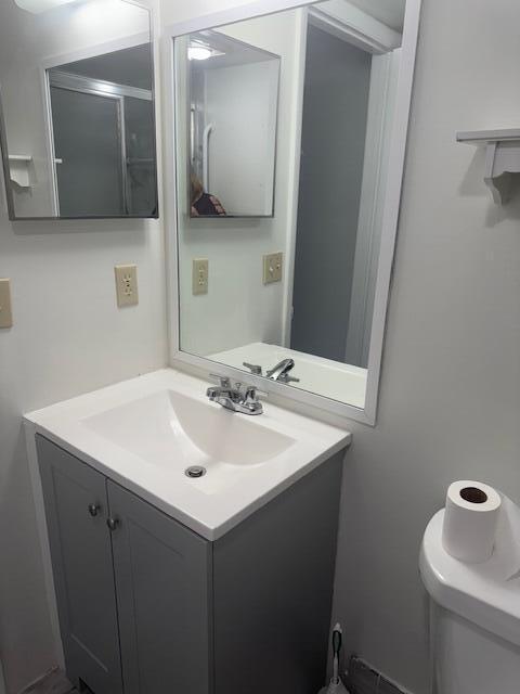 Building Photo - 3154 Via Poinciana