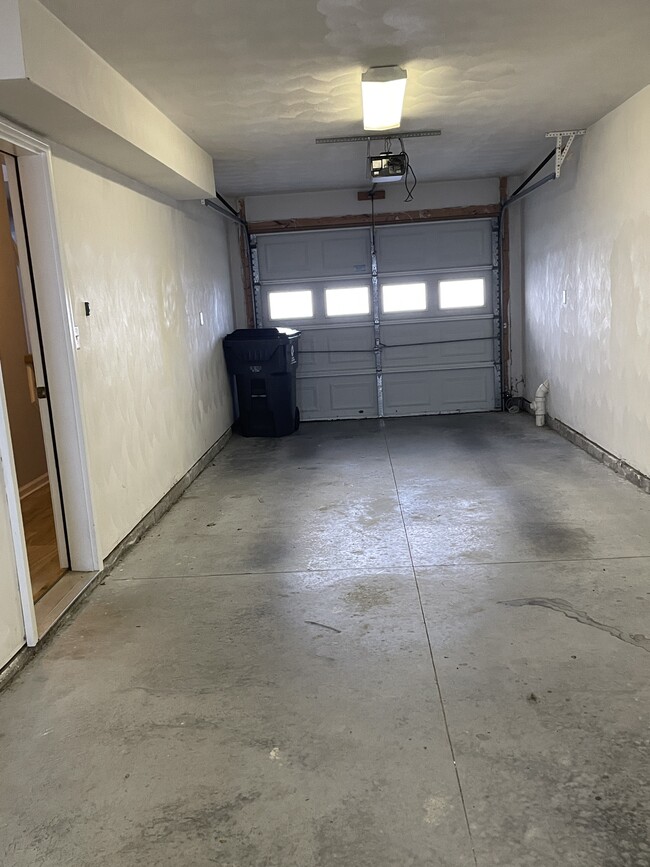 Building Photo - 3234 Inlet Shore Ct