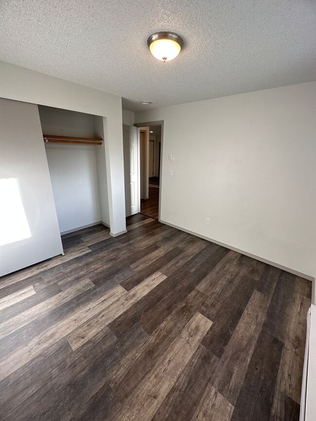 Building Photo - 10402 107th Ave SW