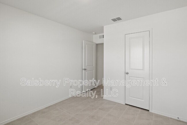 Building Photo - 11807 Marcellus Wy