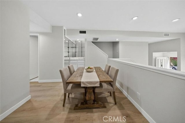 Building Photo - 15235 Magnolia Blvd