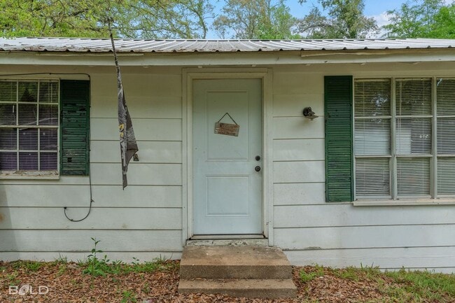Building Photo - 182 Belaire Dr
