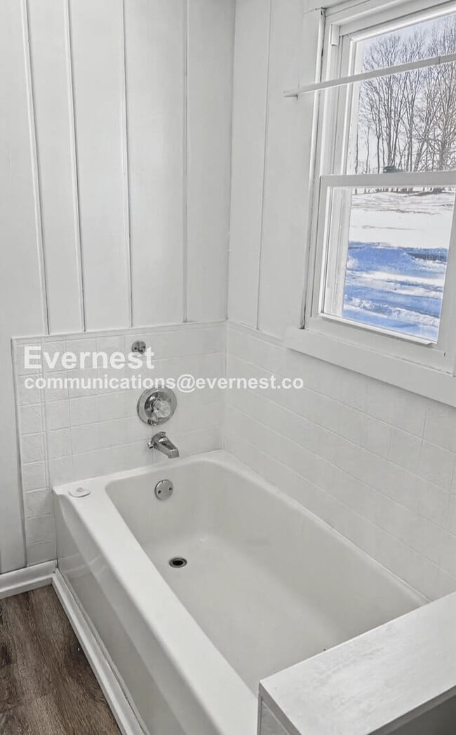 Building Photo - 13520 Shipley Rd