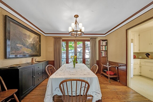 Building Photo - 7503 Willow Glen Rd