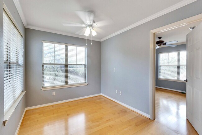 Building Photo - 11603 Ladera Vista Dr