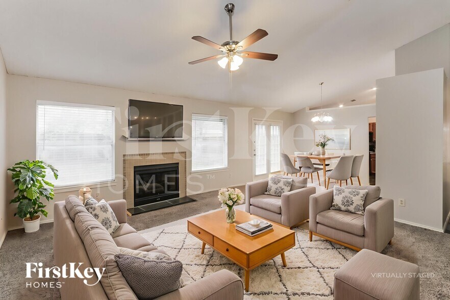 Building Photo - 7818 Bordeaux Ln