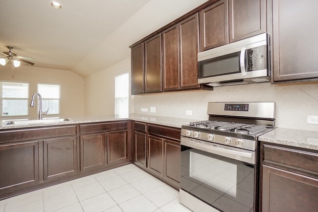 Building Photo - 26519 Grey Sparrow Dr