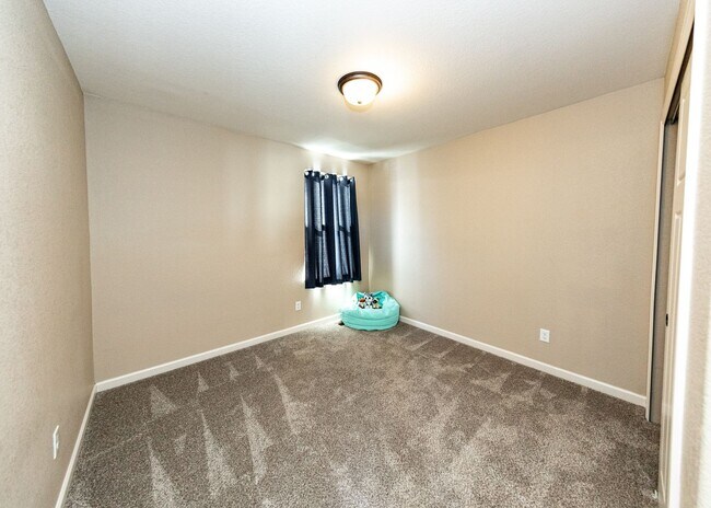 Building Photo - Westside home in Desirable Gold Hill Mesa ...