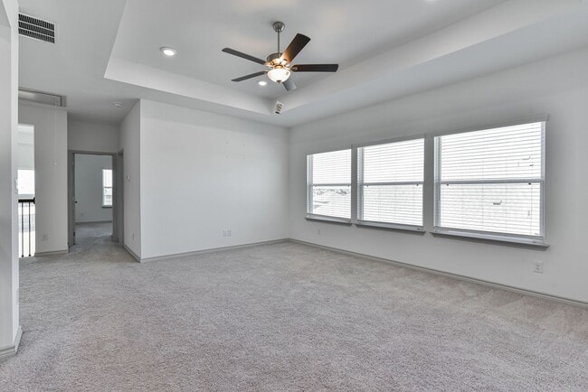 Building Photo - 7915 Gold Dr