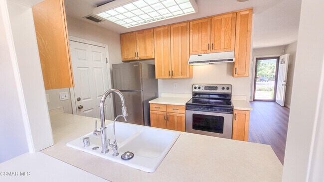 Building Photo - 3105 Lodgewood St