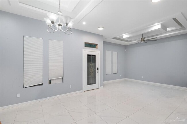 Building Photo - 14 Fitzgerald St