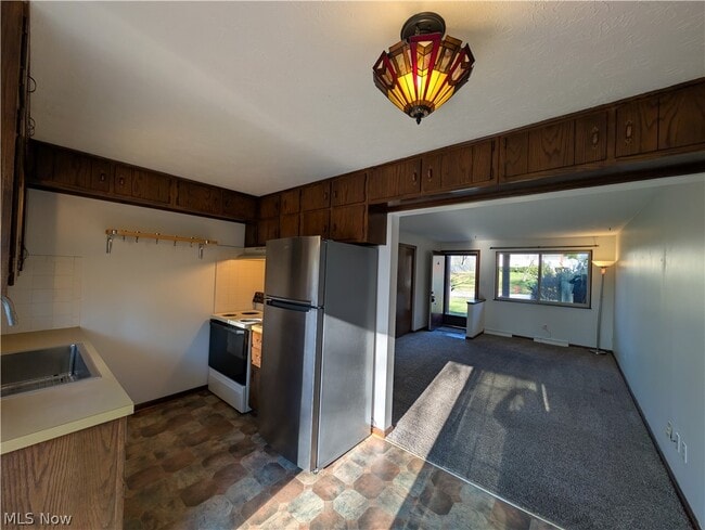 Building Photo - 3792 Baumberger Rd