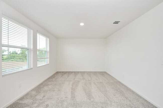 Building Photo - 10302 Florance Spring Dr