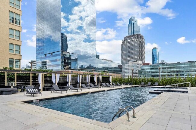 Building Photo - 88 Morgan St