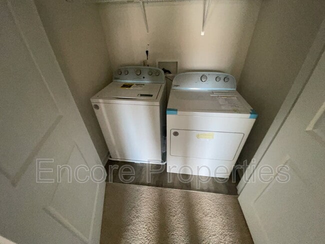 Building Photo - 35 March Crk Dr