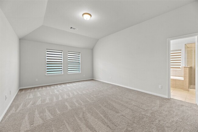 Building Photo - 839 Sarasota Shore Dr