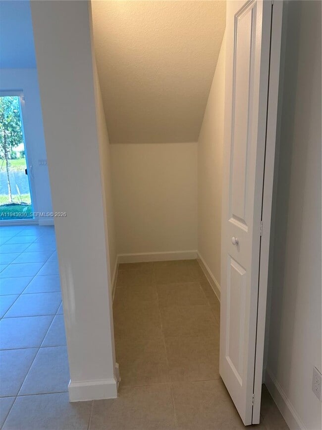 Building Photo - 5391 Flannigan Wy