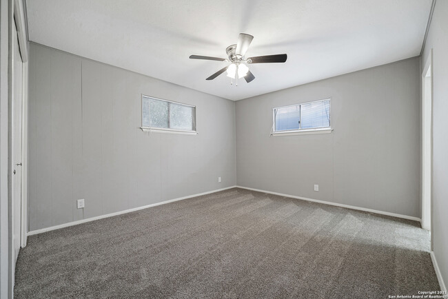 Building Photo - 307 San Angelo Blvd