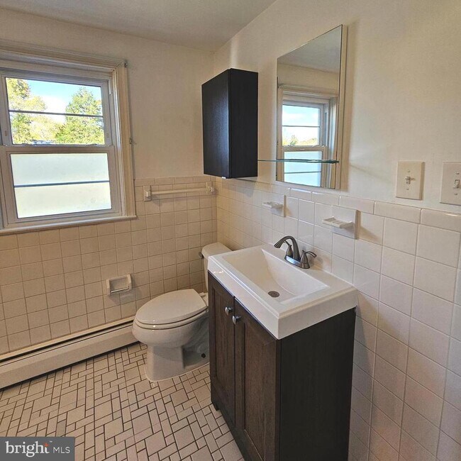 Building Photo - 5940 6th St