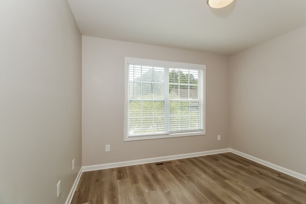 Building Photo - 1442 Paddocks Ct