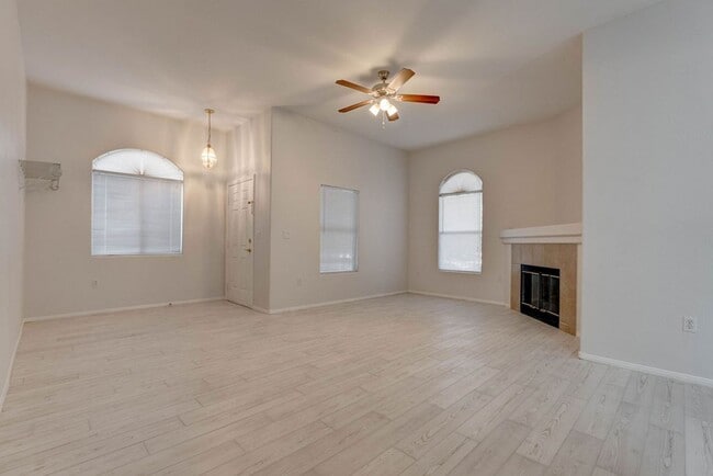 Building Photo - 700 Carnegie St