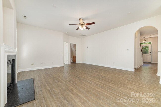 Building Photo - 1622 Wilburn Park Ln NW