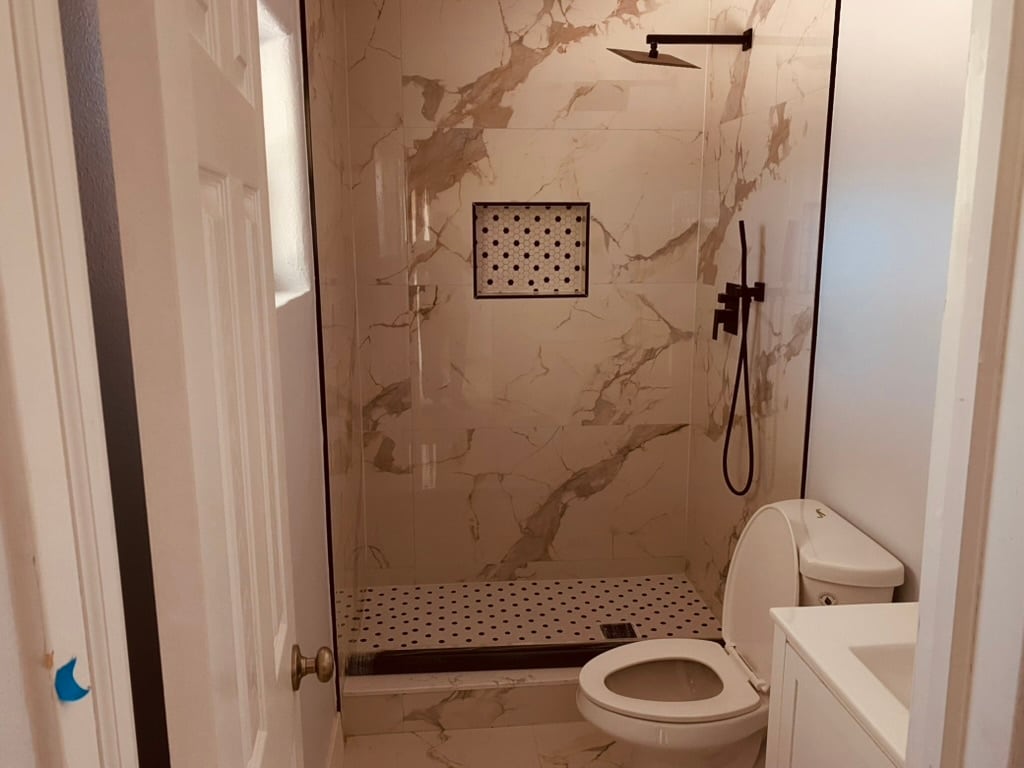 Guest Bathroom 1-1 - 131 W Atwater Ave