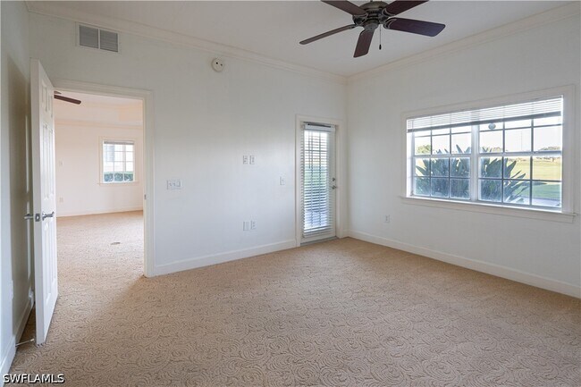 Building Photo - 1362 Centre Ct Ridge Dr