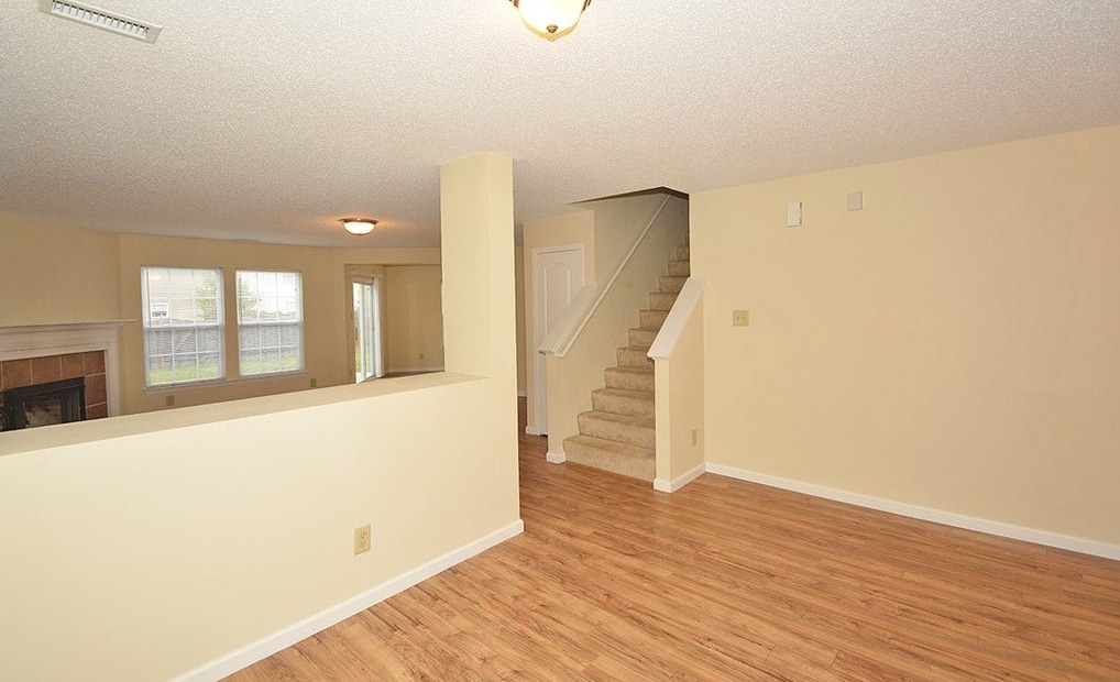Building Photo - 15282 Beam St