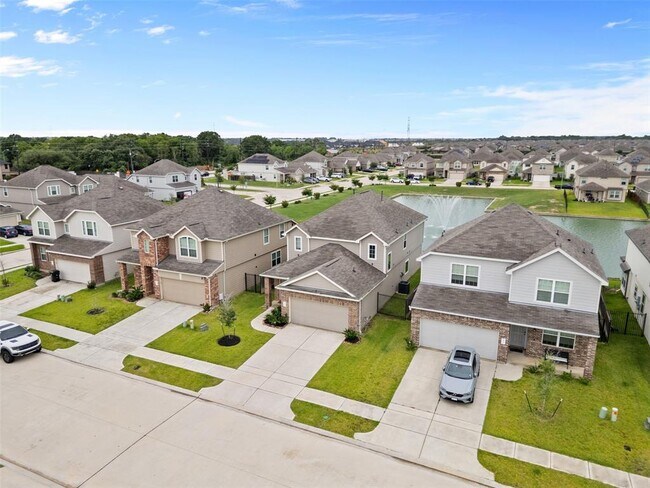 Building Photo - 24926 Bastiani Canvas Ln