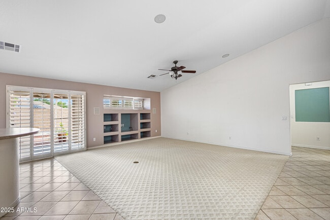 Building Photo - 15651 N 164th Ln